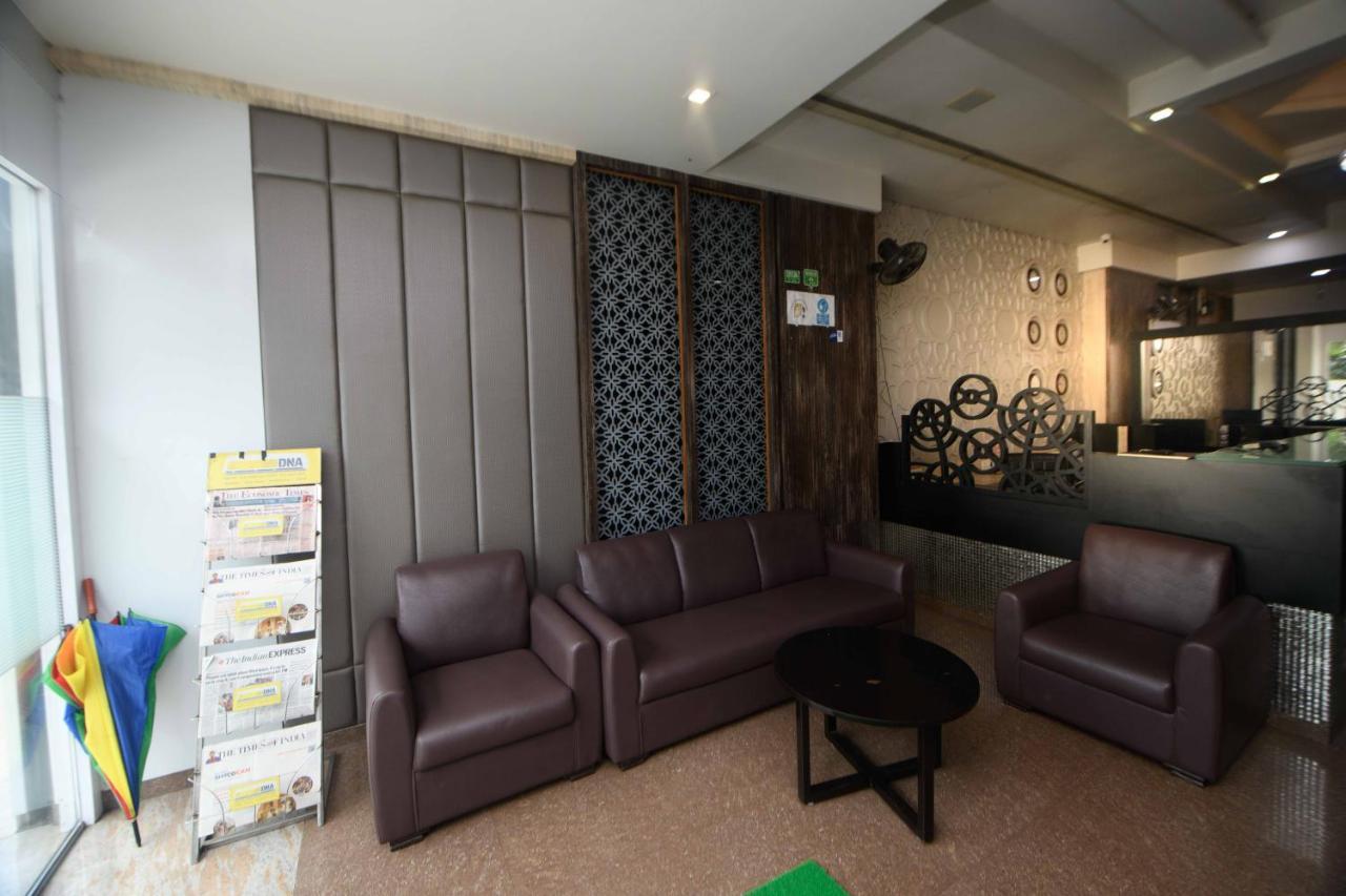 Hotel Nimantran Navi Mumbai Exterior foto